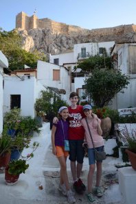 We explored this great little neighborhood of houses just on the north slope of the Acropolis....